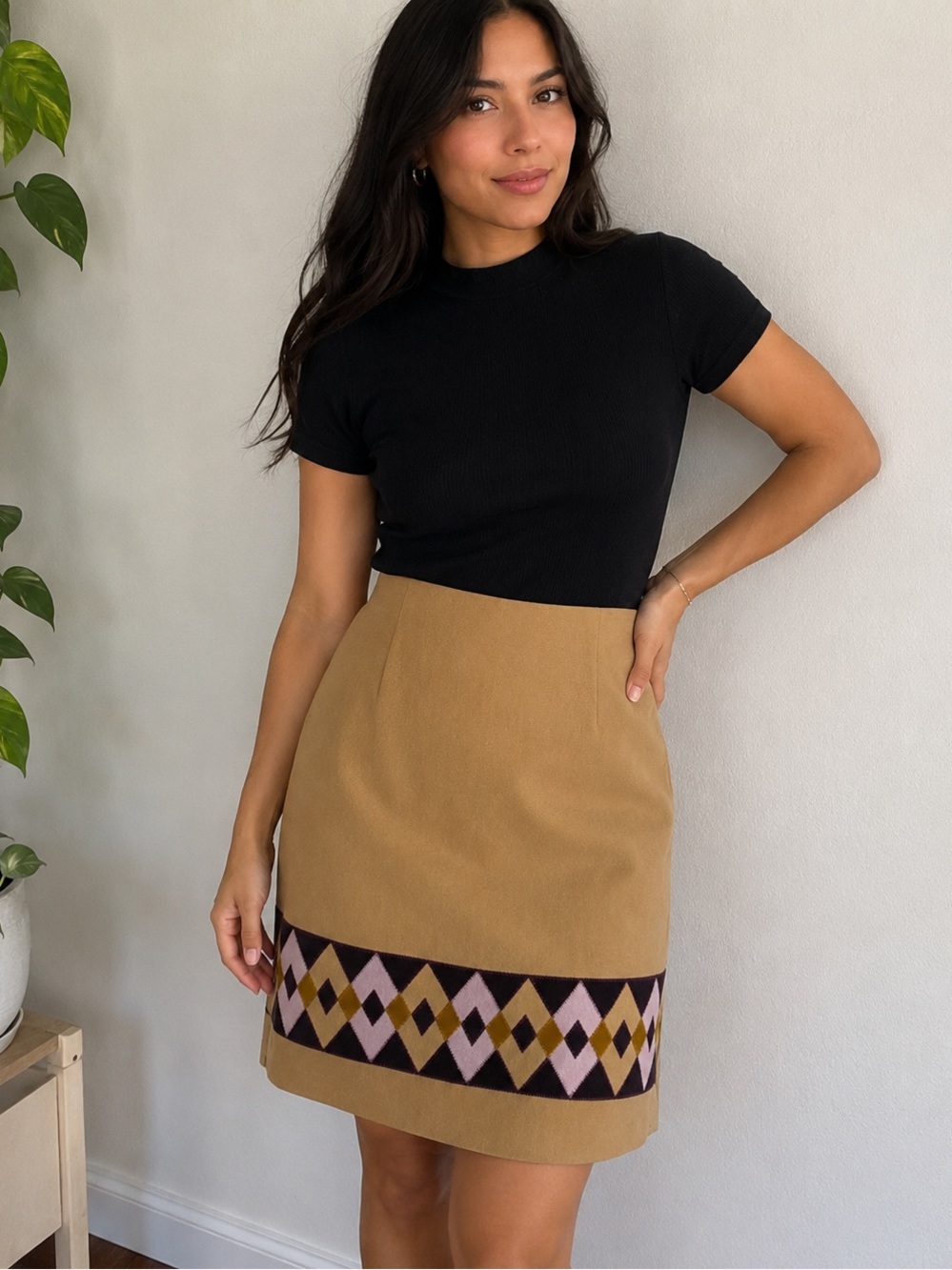 Vintage Ann Tylor LOFT Tan Wool Blend Skirt Size 2 Carrier Minimalist
Old Money